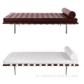 Pies italianos de acero inoxidable de cuero de Barcelona Daybed